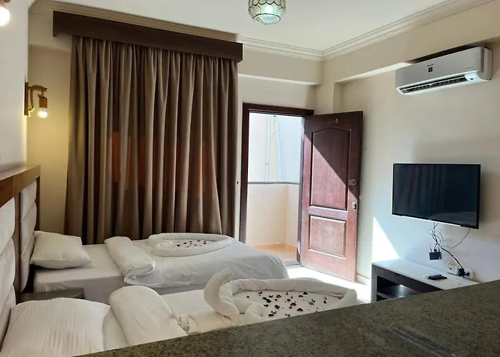 Szálloda Sunset Luxury 3*