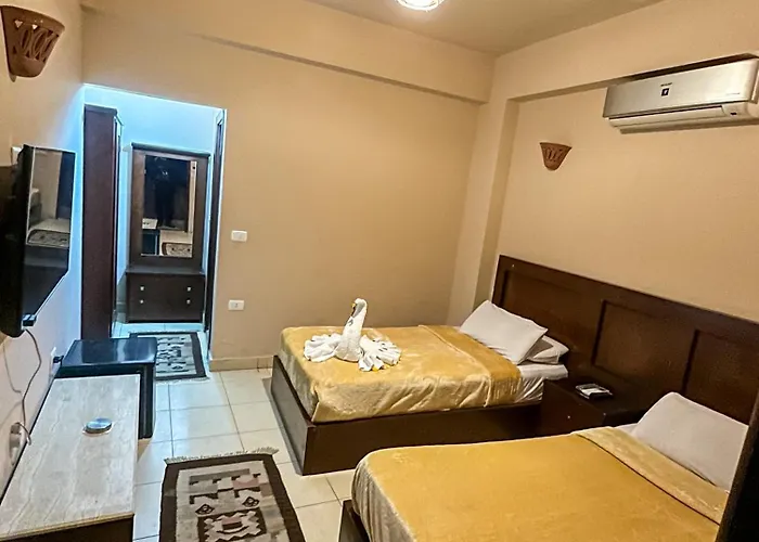 Sunset Luxury Szálloda 3*